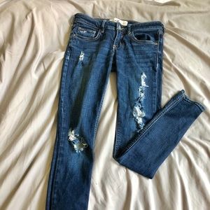 Hollister jeans